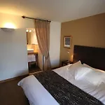 Boutique Hotel, La Musardiere Nocleg ze śniadaniem Gimel
